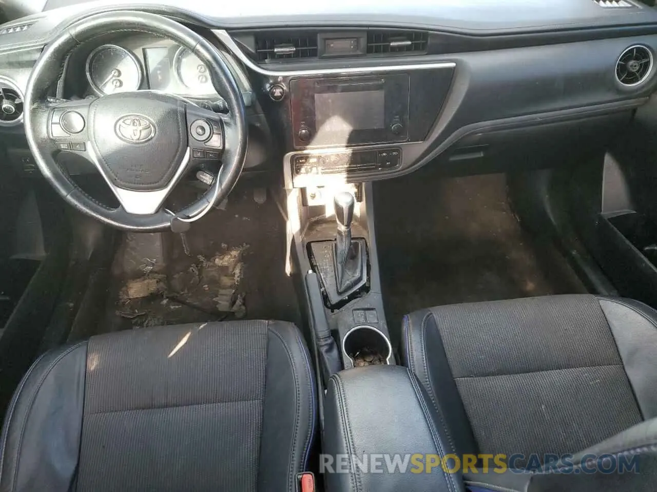 8 fotografías del automóvil dañado 2T1BURHE4KC177225 TOYOTA COROLLA 2019
