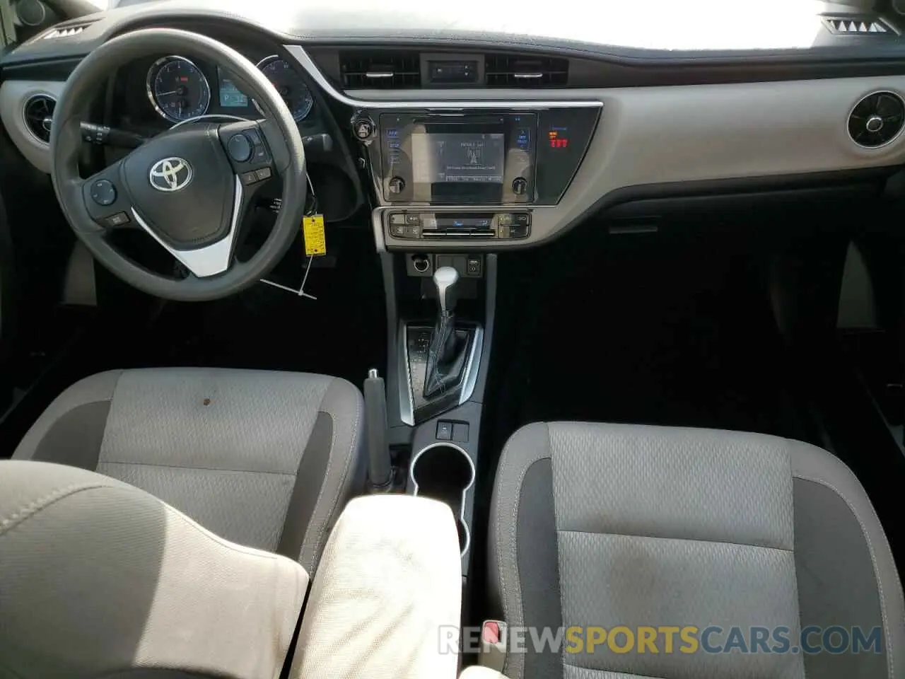 8 fotografías del automóvil dañado 2T1BURHE4KC186703 TOYOTA COROLLA 2019
