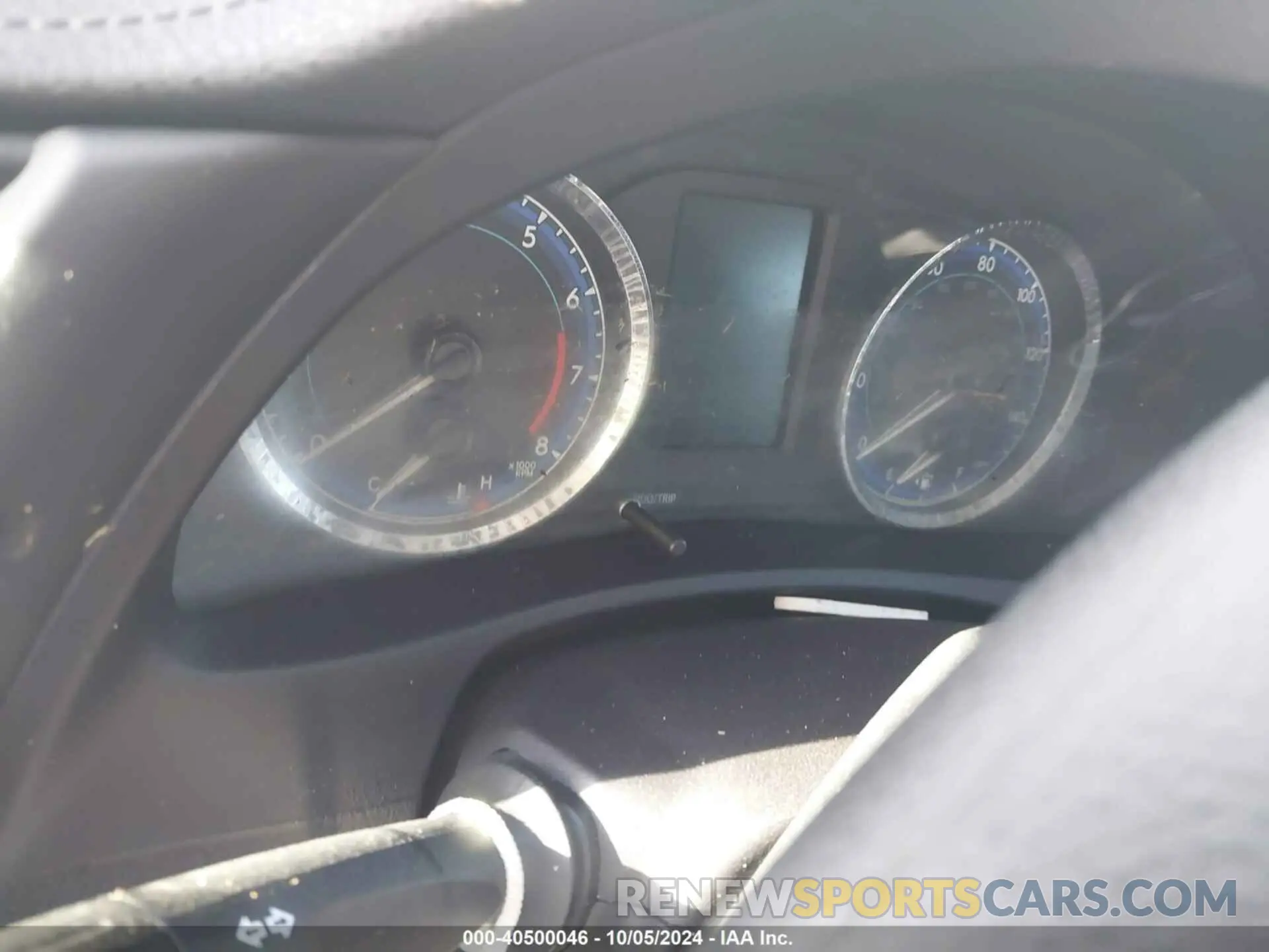 15 fotografías del automóvil dañado 2T1BURHE4KC196082 TOYOTA COROLLA 2019