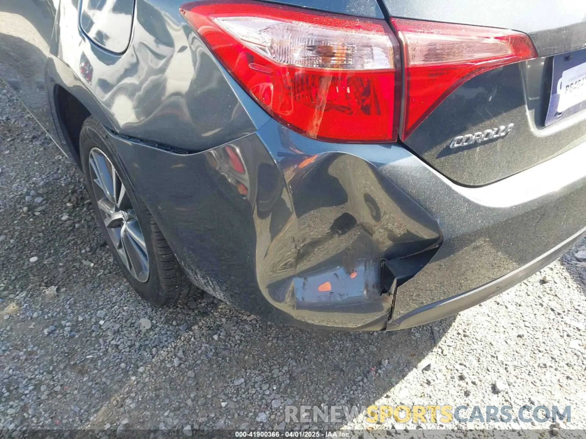 18 fotografías del automóvil dañado 2T1BURHE4KC211793 TOYOTA COROLLA 2019