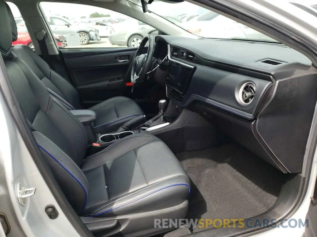 5 fotografías del automóvil dañado 2T1BURHE4KC212829 TOYOTA COROLLA 2019