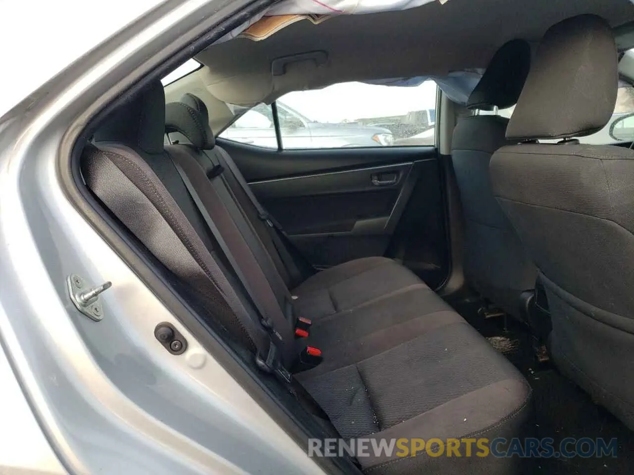 10 fotografías del automóvil dañado 2T1BURHE4KC215830 TOYOTA COROLLA 2019