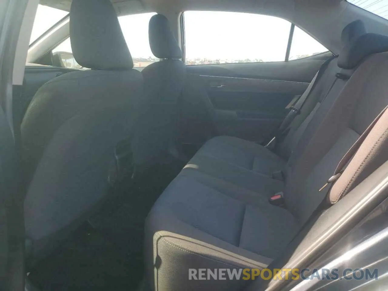 10 fotografías del automóvil dañado 2T1BURHE4KC224544 TOYOTA COROLLA 2019