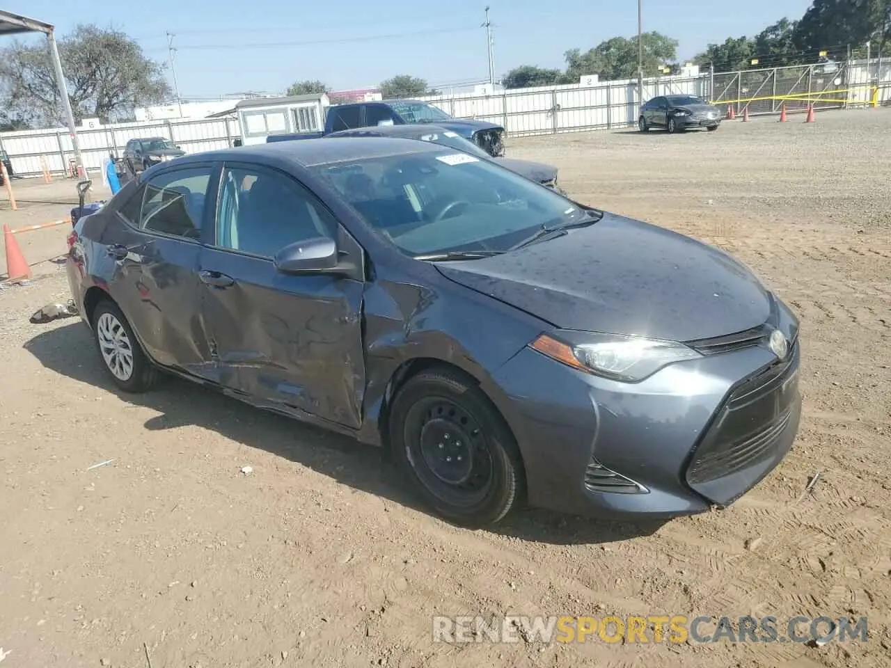 4 fotografías del automóvil dañado 2T1BURHE4KC224544 TOYOTA COROLLA 2019