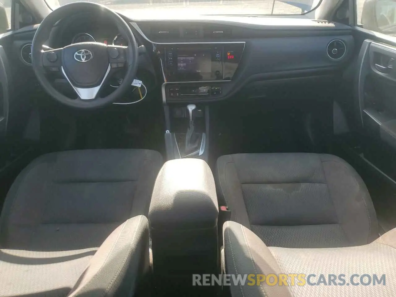8 fotografías del automóvil dañado 2T1BURHE4KC224544 TOYOTA COROLLA 2019
