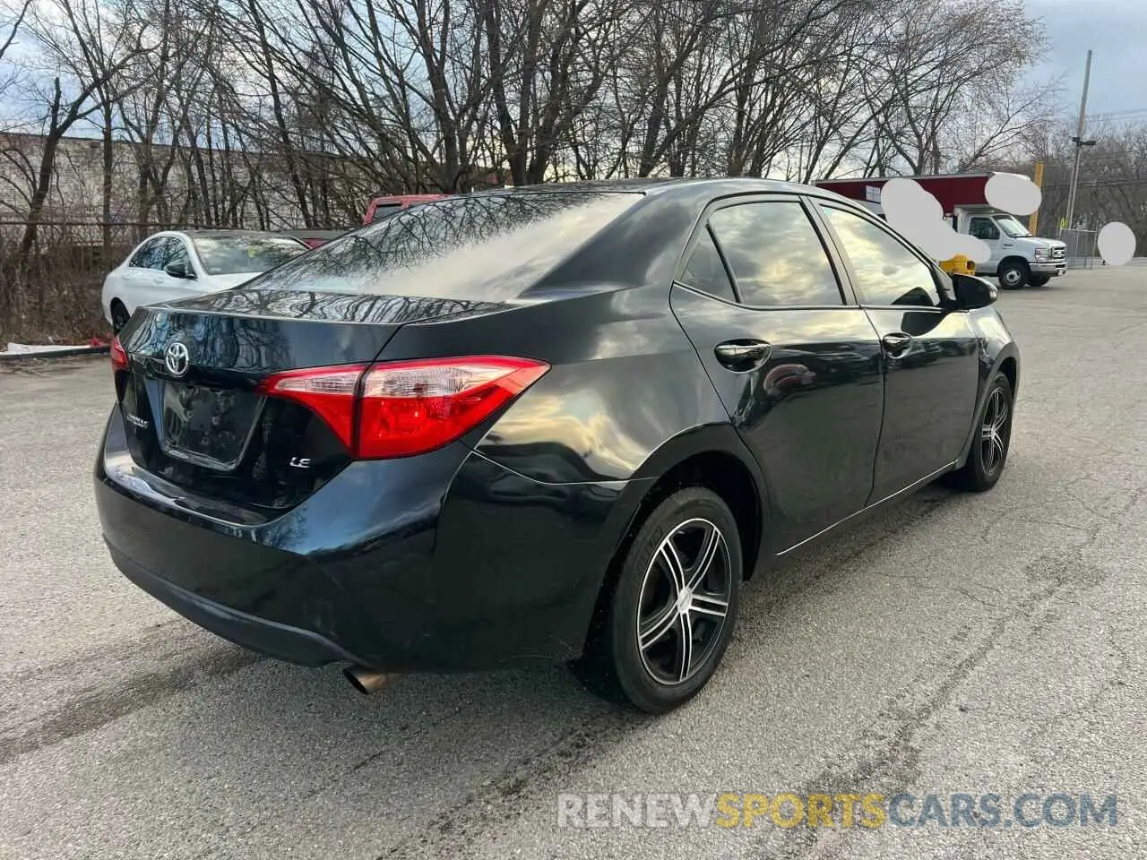 4 fotografías del automóvil dañado 2T1BURHE4KC226522 TOYOTA COROLLA 2019