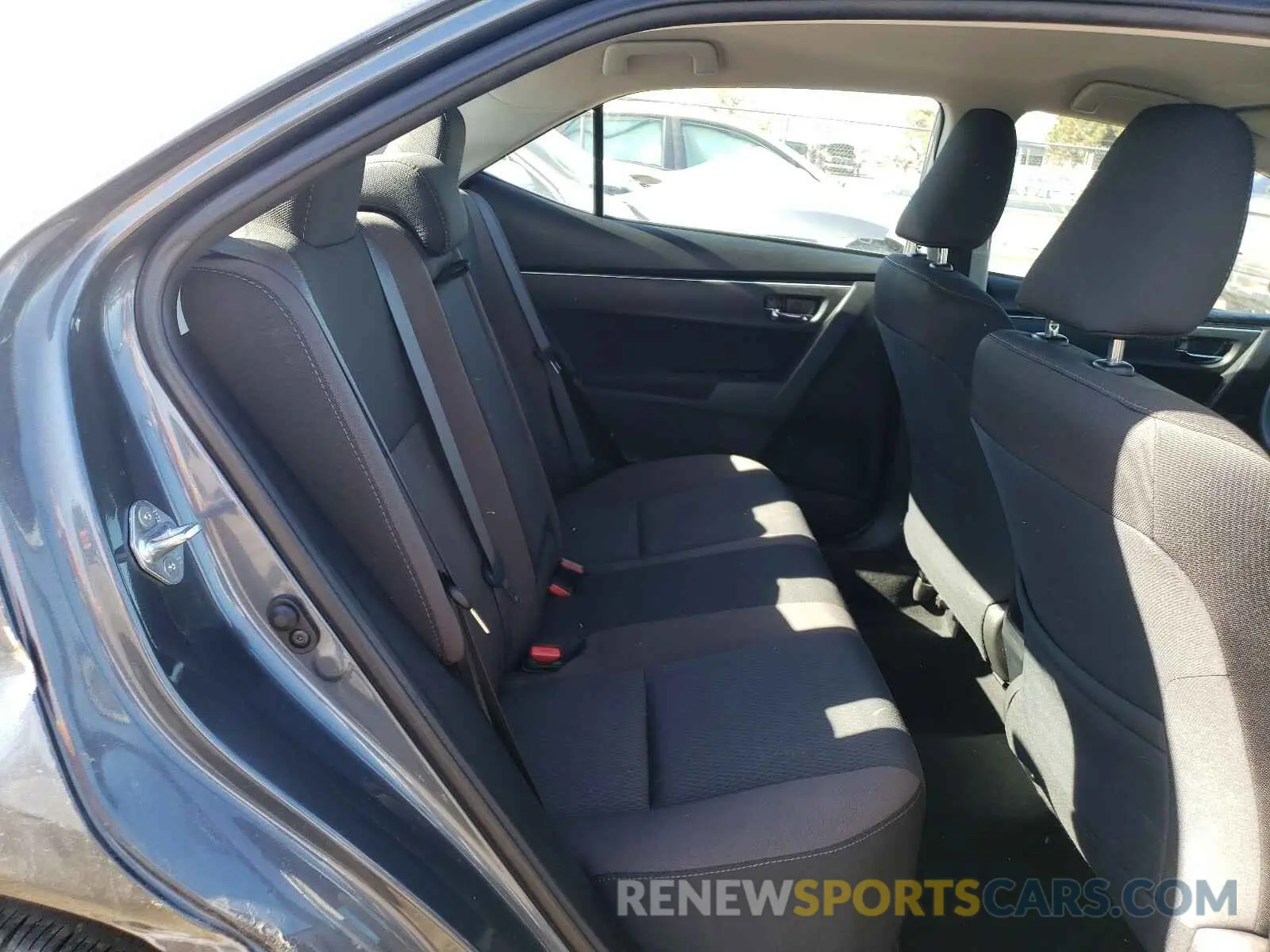 6 fotografías del automóvil dañado 2T1BURHE4KC240081 TOYOTA COROLLA 2019