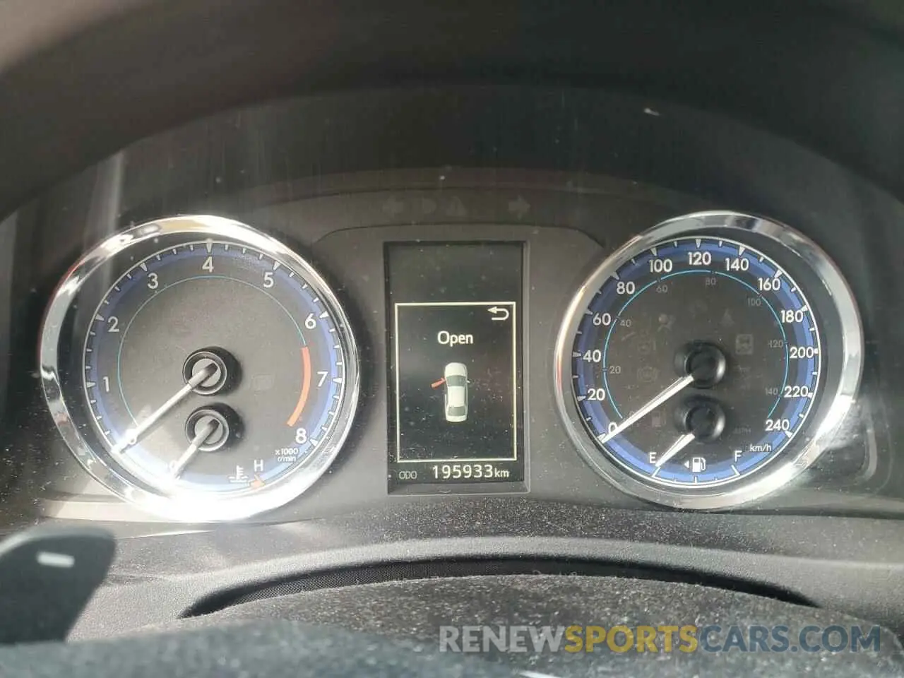 9 fotografías del automóvil dañado 2T1BURHE4KC243658 TOYOTA COROLLA 2019