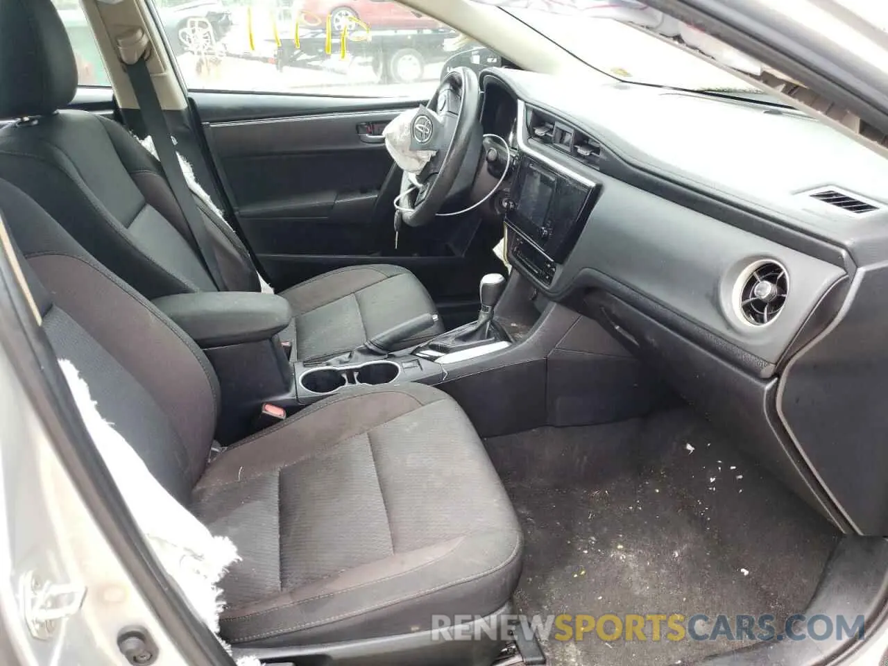 5 fotografías del automóvil dañado 2T1BURHE5KC126185 TOYOTA COROLLA 2019