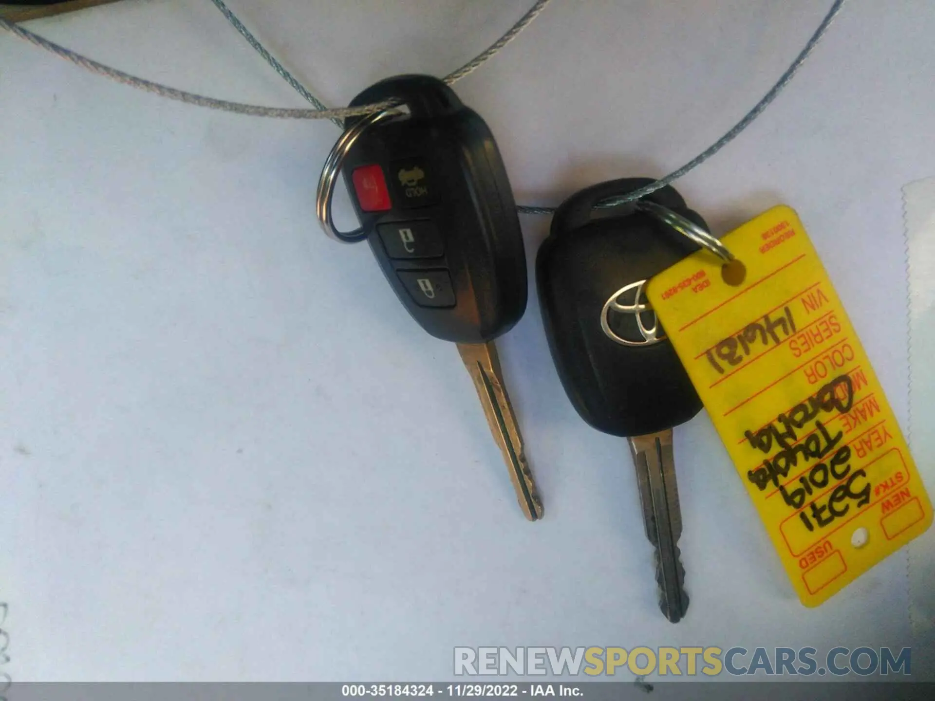 11 fotografías del automóvil dañado 2T1BURHE5KC146131 TOYOTA COROLLA 2019