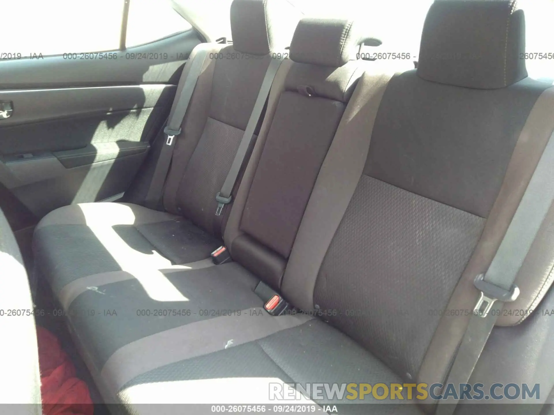 8 fotografías del automóvil dañado 2T1BURHE5KC146453 TOYOTA COROLLA 2019