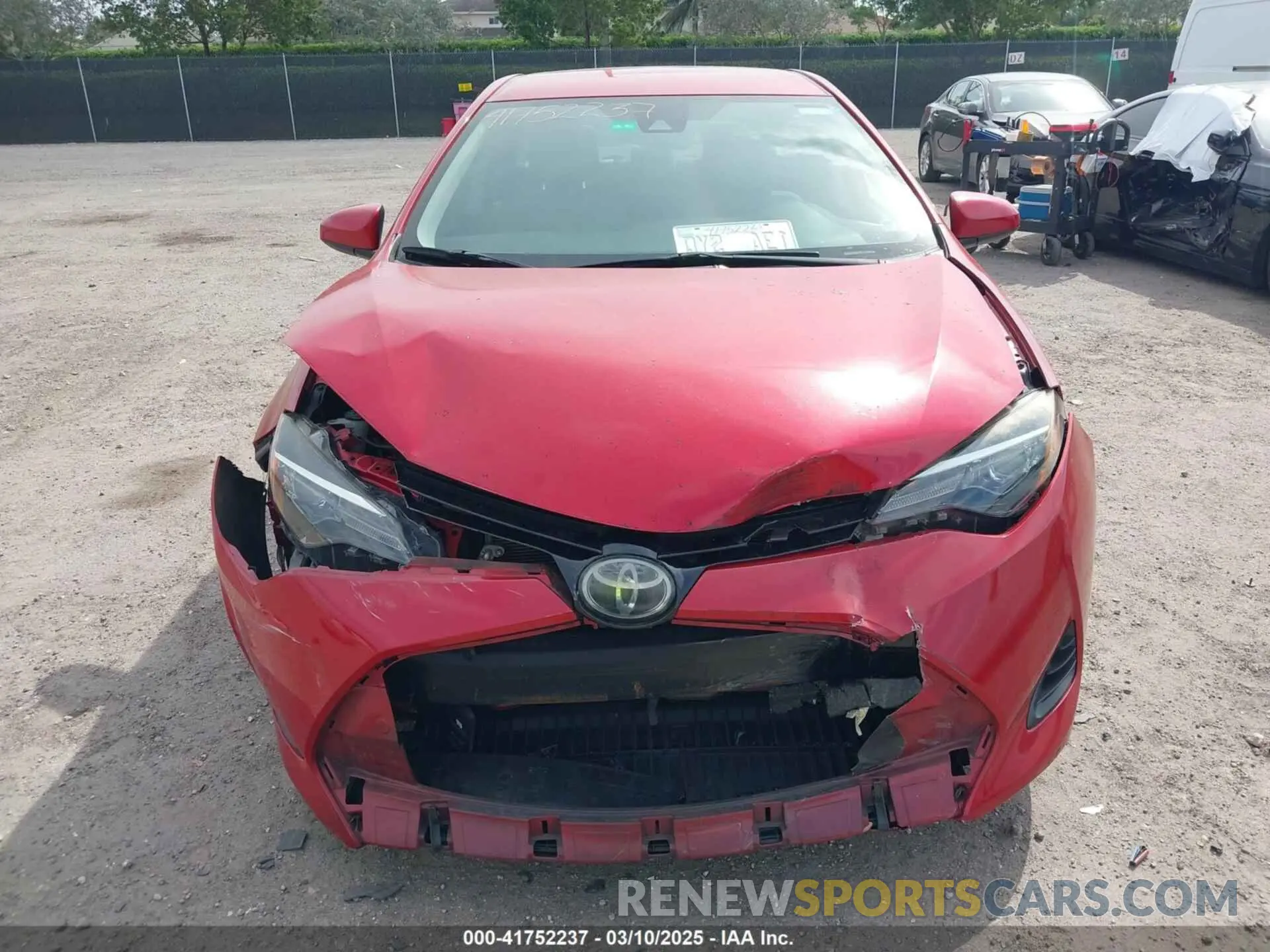 12 fotografías del automóvil dañado 2T1BURHE5KC162846 TOYOTA COROLLA 2019