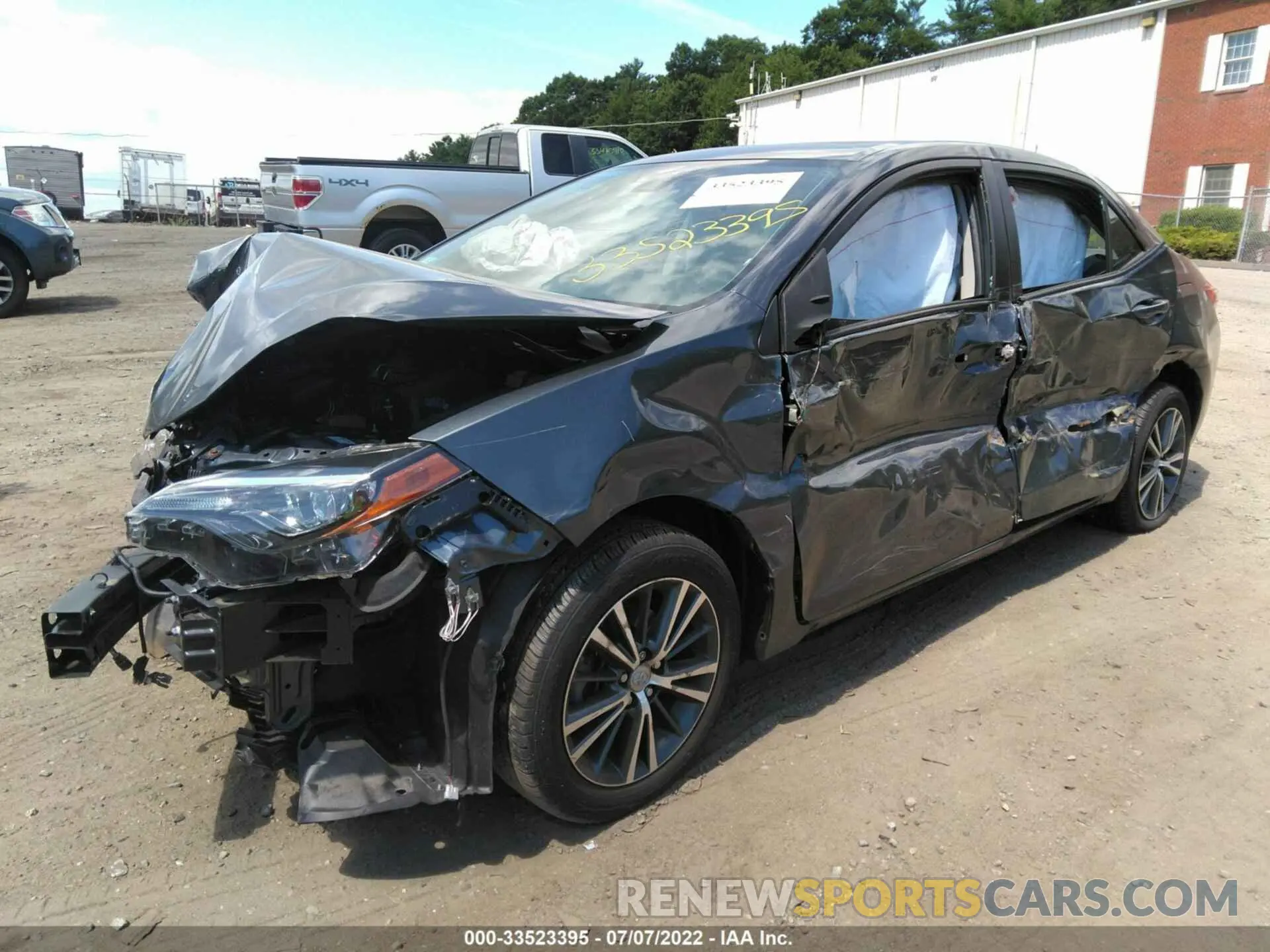 2 fotografías del automóvil dañado 2T1BURHE5KC168873 TOYOTA COROLLA 2019
