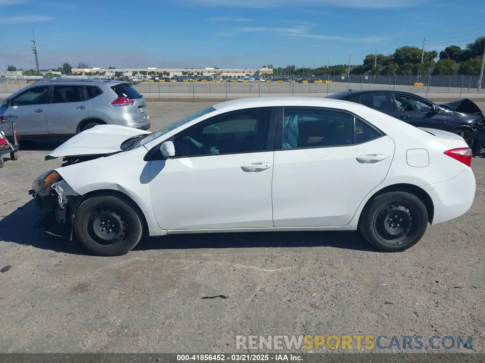 15 fotografías del automóvil dañado 2T1BURHE5KC169697 TOYOTA COROLLA 2019