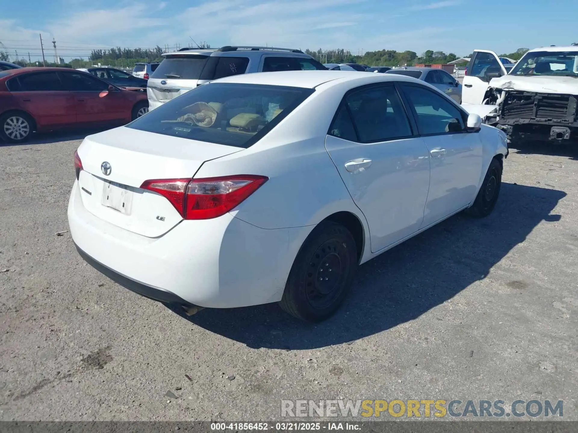 4 fotografías del automóvil dañado 2T1BURHE5KC169697 TOYOTA COROLLA 2019