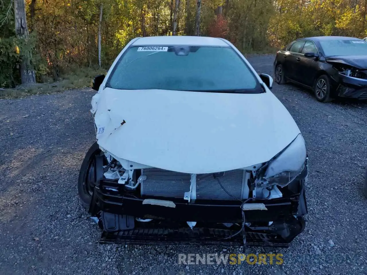 5 fotografías del automóvil dañado 2T1BURHE5KC169716 TOYOTA COROLLA 2019