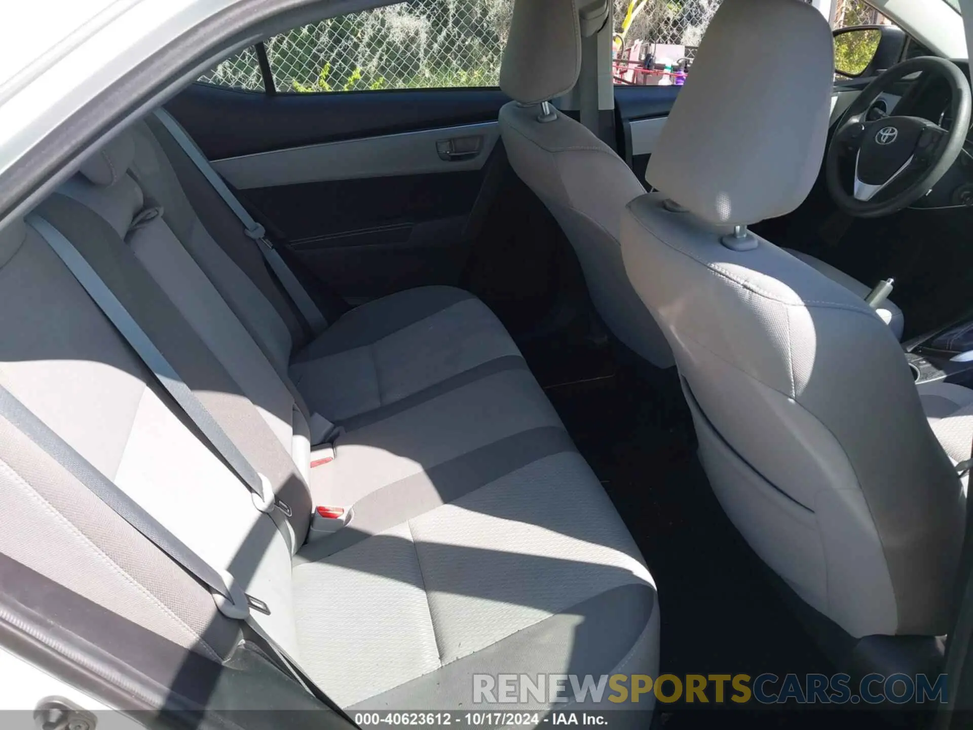 8 fotografías del automóvil dañado 2T1BURHE5KC170266 TOYOTA COROLLA 2019