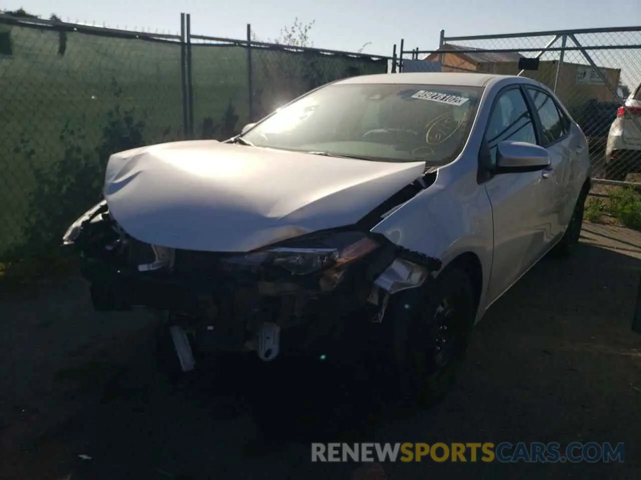 2 fotografías del automóvil dañado 2T1BURHE5KC178805 TOYOTA COROLLA 2019