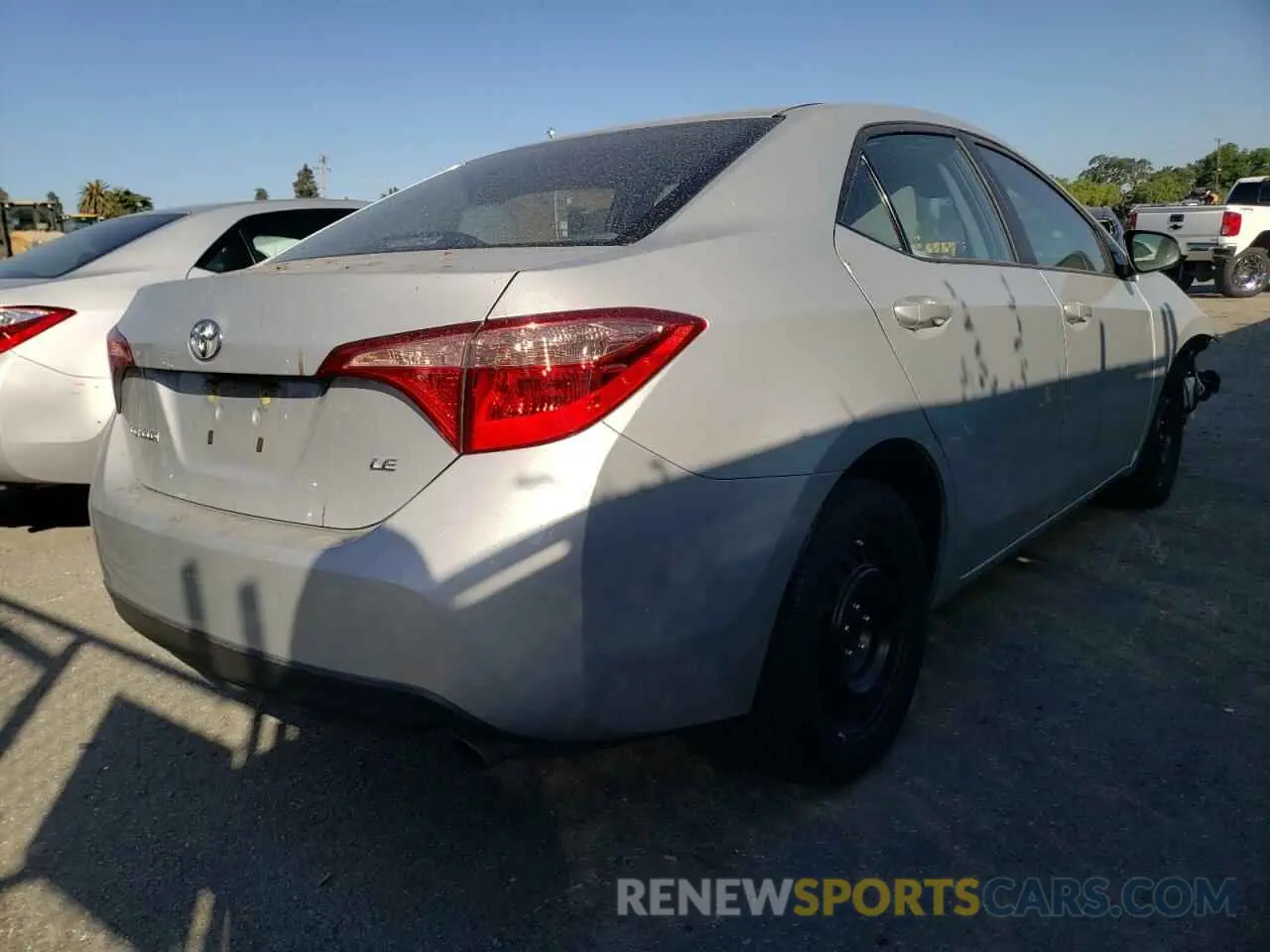 4 fotografías del automóvil dañado 2T1BURHE5KC178805 TOYOTA COROLLA 2019