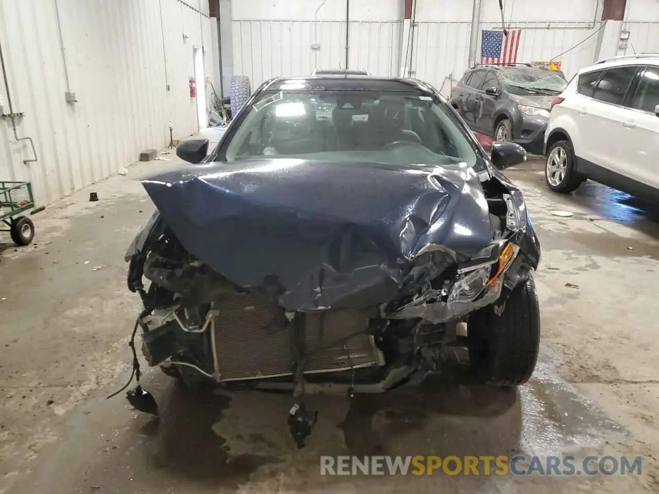 5 fotografías del automóvil dañado 2T1BURHE5KC186984 TOYOTA COROLLA 2019