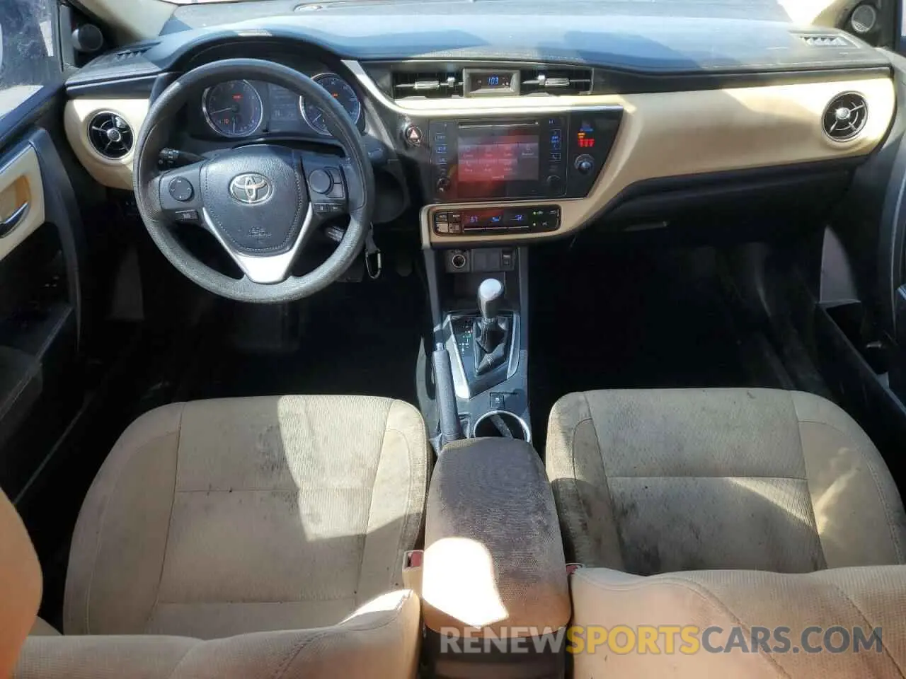 8 fotografías del automóvil dañado 2T1BURHE5KC187987 TOYOTA COROLLA 2019