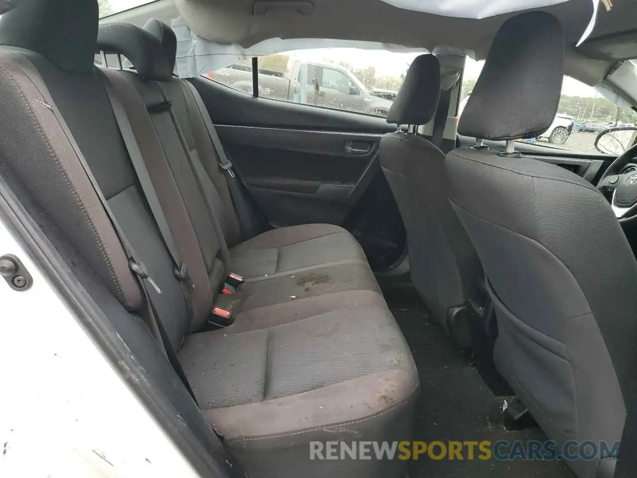 11 fotografías del automóvil dañado 2T1BURHE5KC192820 TOYOTA COROLLA 2019