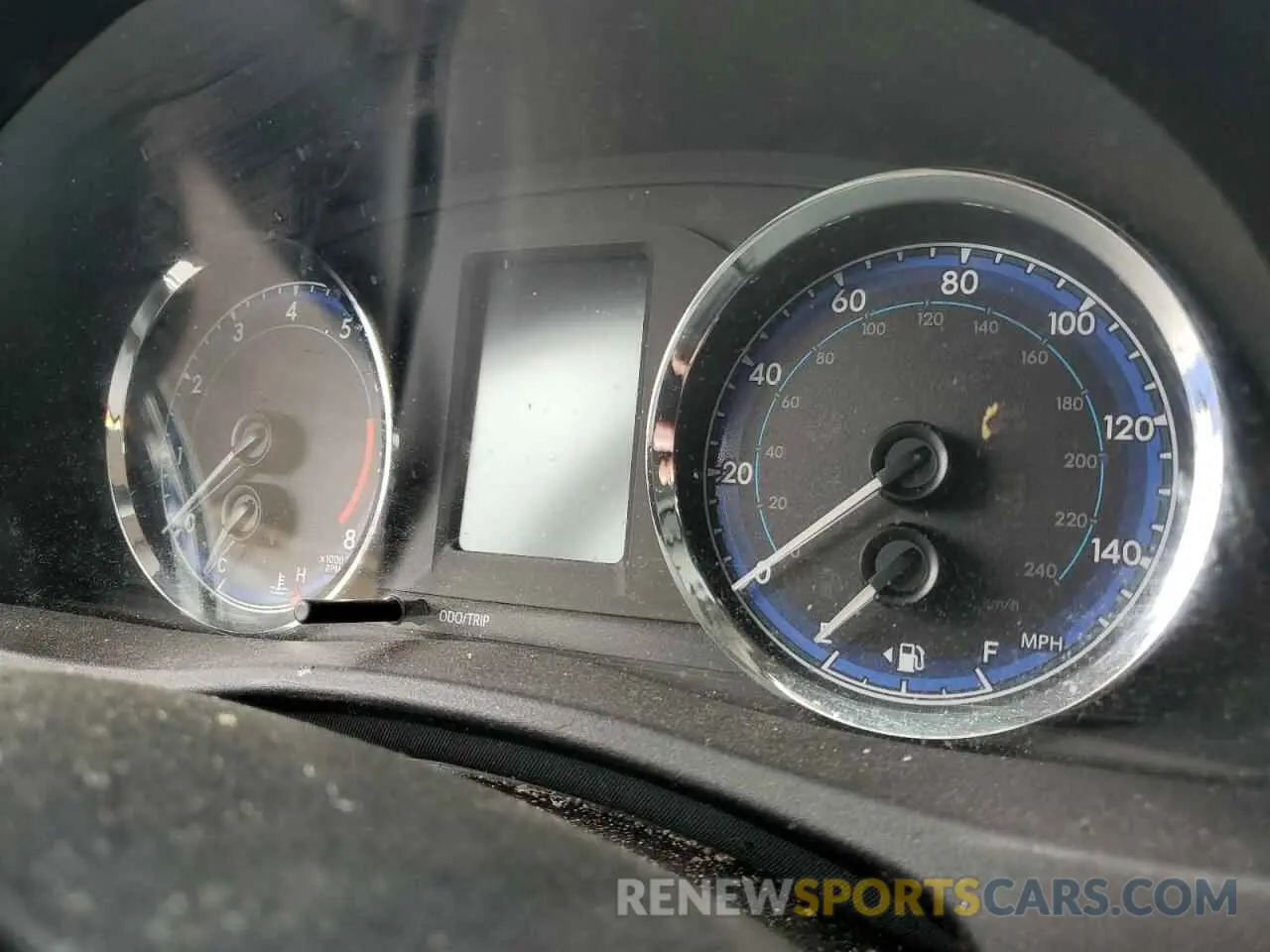 9 fotografías del automóvil dañado 2T1BURHE5KC192994 TOYOTA COROLLA 2019