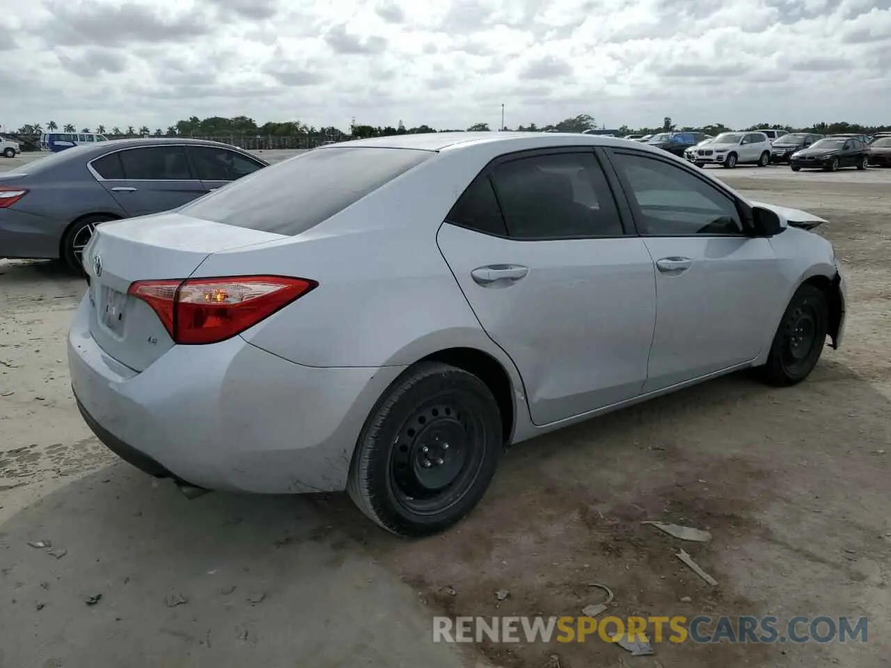 3 fotografías del automóvil dañado 2T1BURHE5KC203413 TOYOTA COROLLA 2019