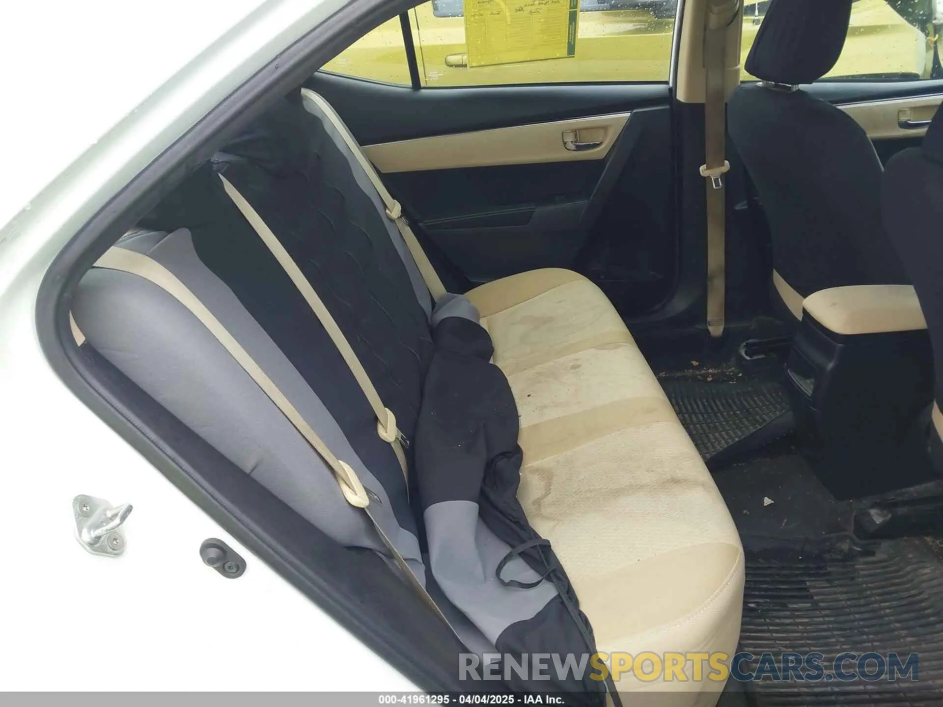 8 fotografías del automóvil dañado 2T1BURHE5KC205730 TOYOTA COROLLA 2019
