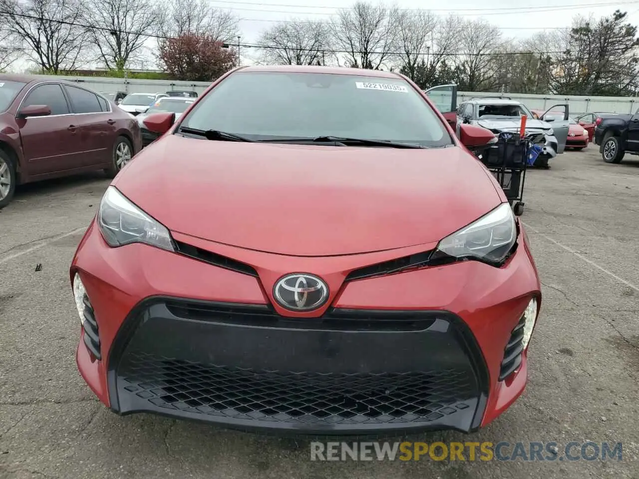 5 fotografías del automóvil dañado 2T1BURHE5KC206876 TOYOTA COROLLA 2019