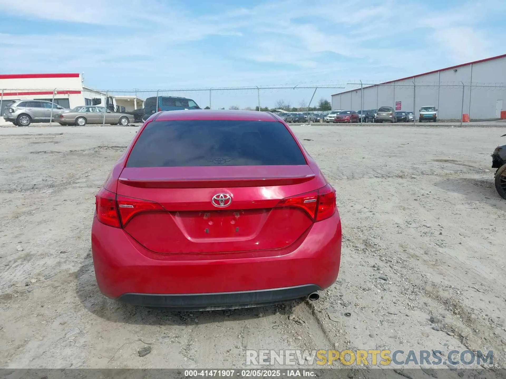 17 fotografías del automóvil dañado 2T1BURHE5KC239490 TOYOTA COROLLA 2019