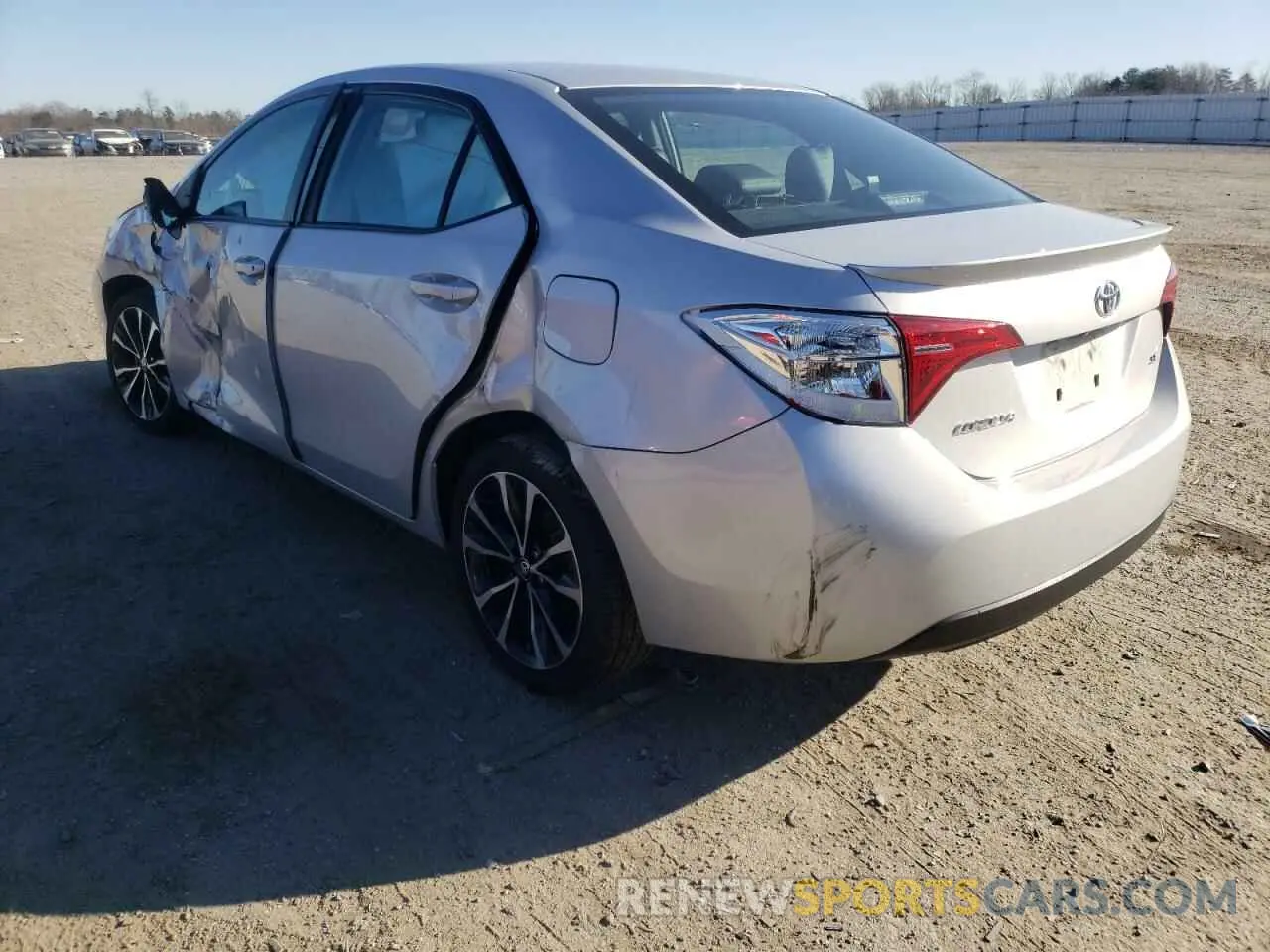 3 fotografías del automóvil dañado 2T1BURHE5KC245239 TOYOTA COROLLA 2019