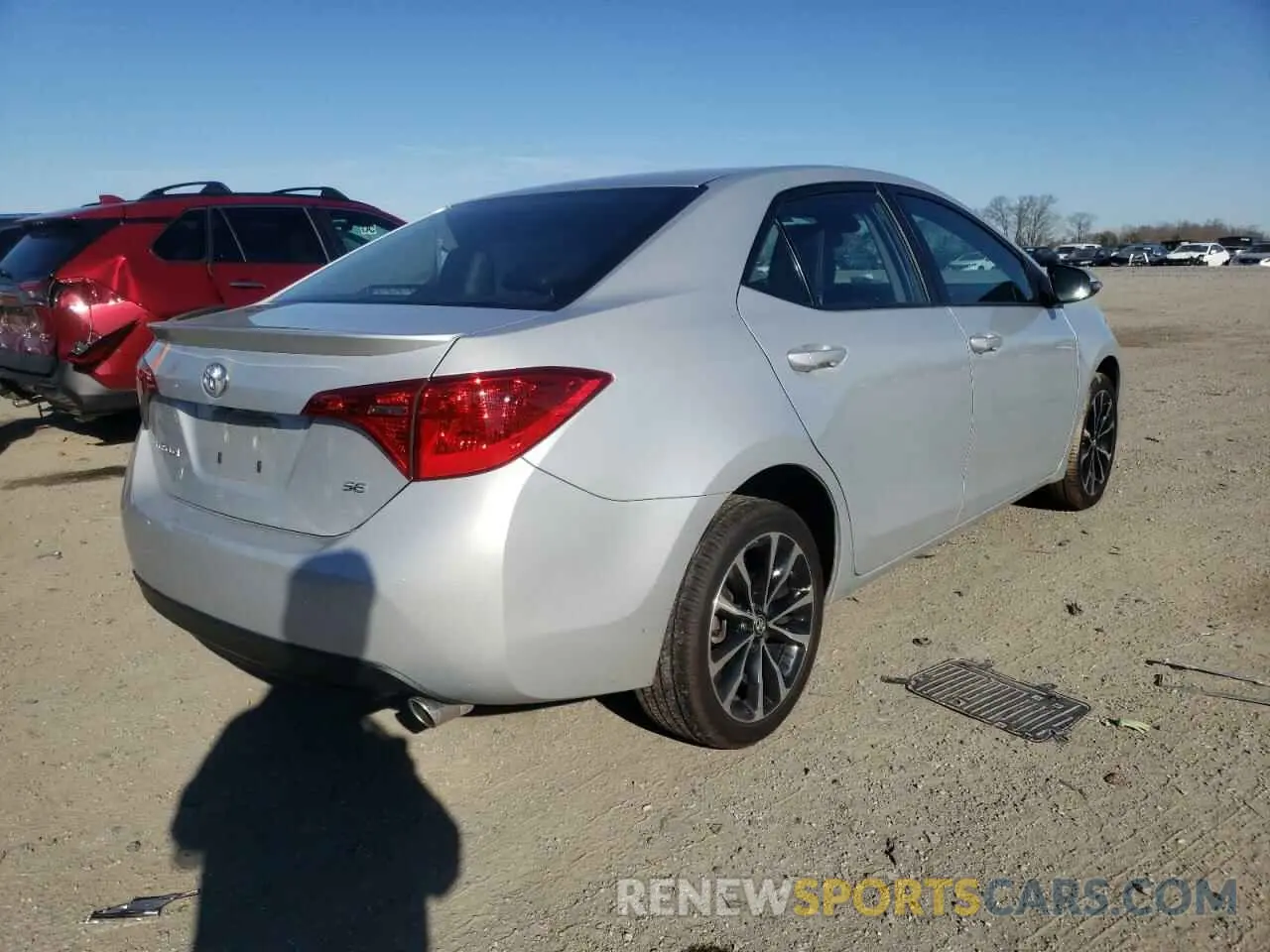 4 fotografías del automóvil dañado 2T1BURHE5KC245239 TOYOTA COROLLA 2019