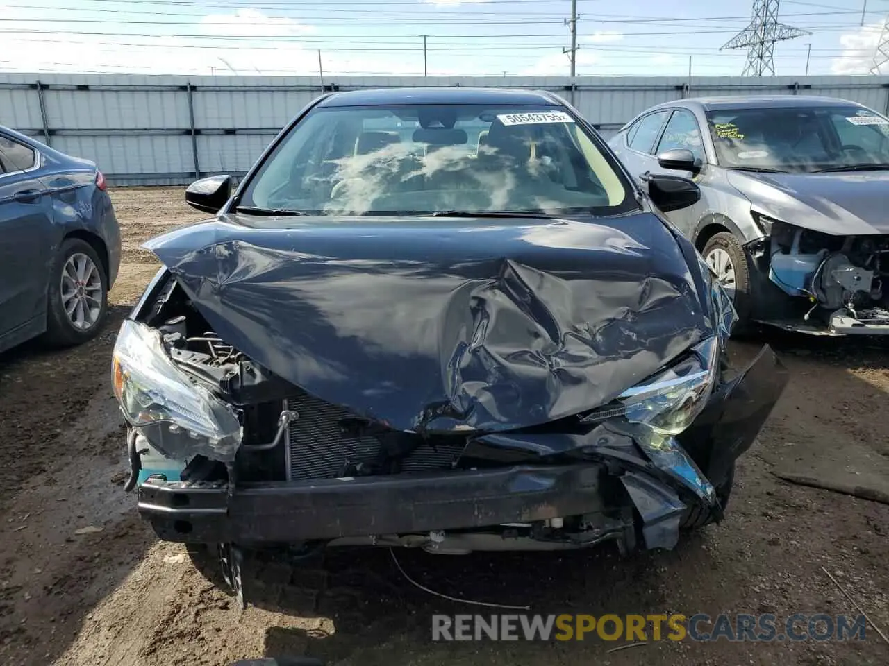 5 fotografías del automóvil dañado 2T1BURHE5KC246570 TOYOTA COROLLA 2019