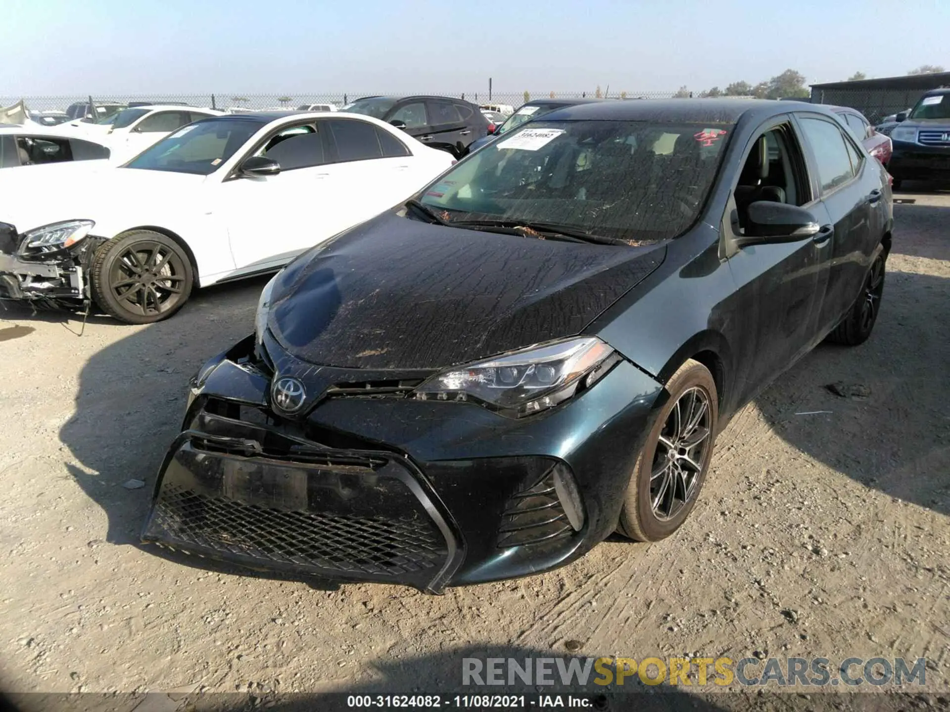 2 fotografías del automóvil dañado 2T1BURHE6KC129435 TOYOTA COROLLA 2019
