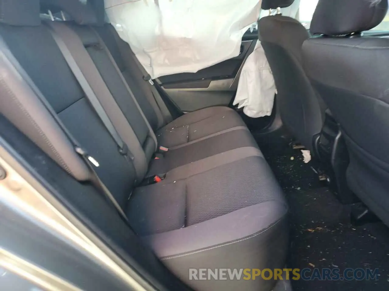 10 fotografías del automóvil dañado 2T1BURHE6KC133324 TOYOTA COROLLA 2019