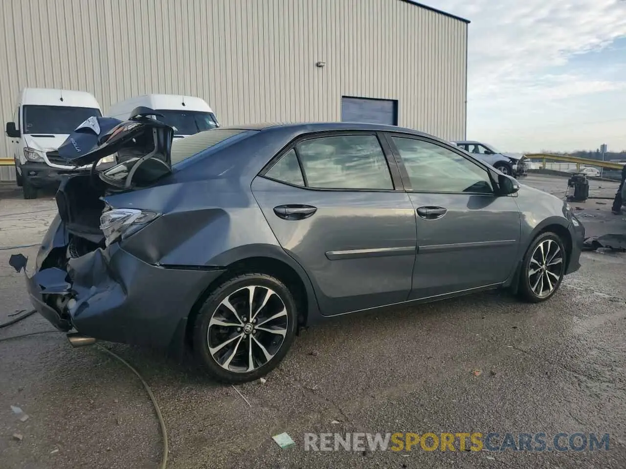 3 fotografías del automóvil dañado 2T1BURHE6KC136546 TOYOTA COROLLA 2019