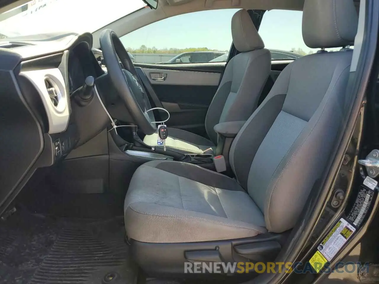 7 fotografías del automóvil dañado 2T1BURHE6KC137812 TOYOTA COROLLA 2019