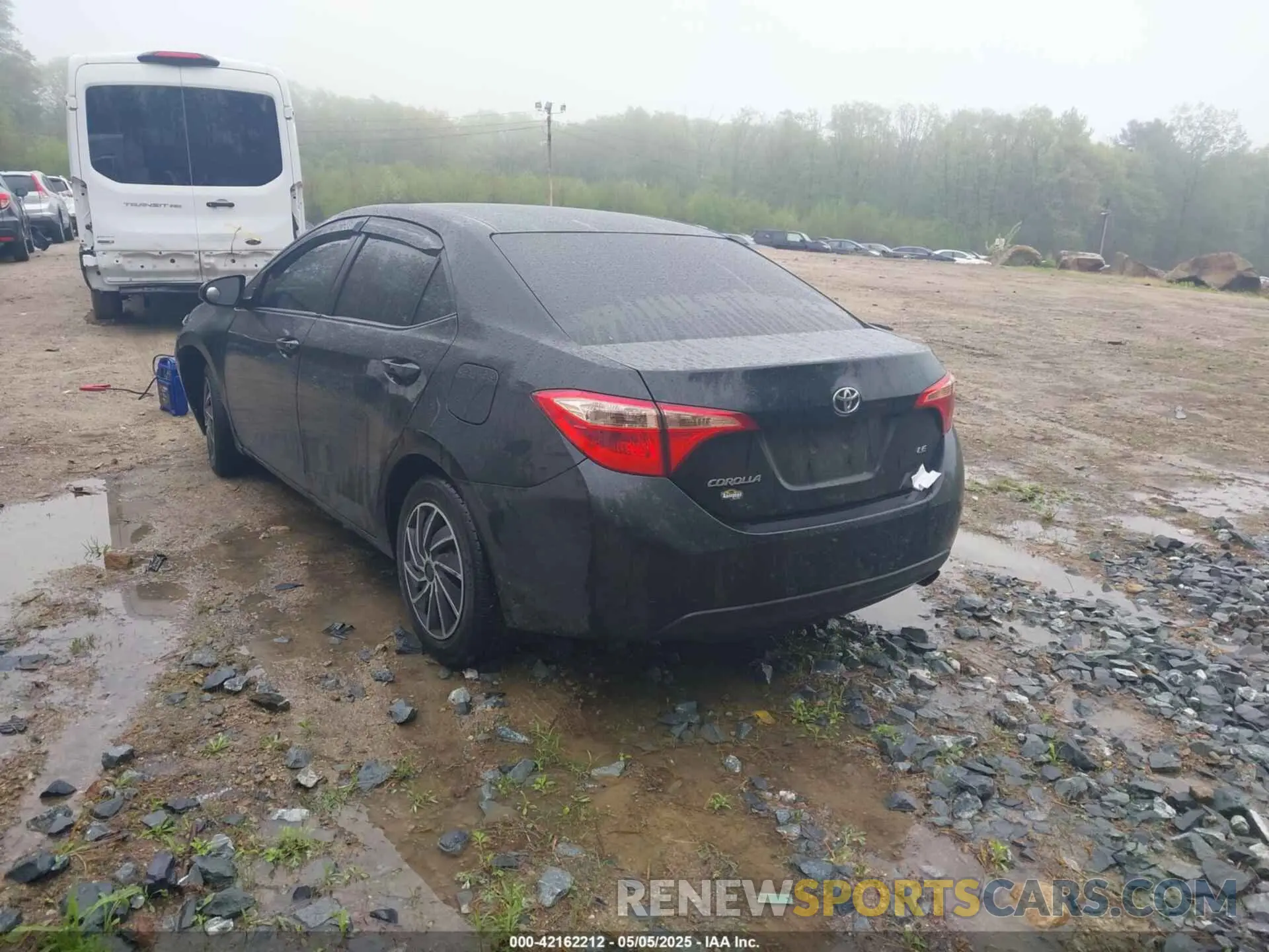 3 fotografías del automóvil dañado 2T1BURHE6KC140130 TOYOTA COROLLA 2019