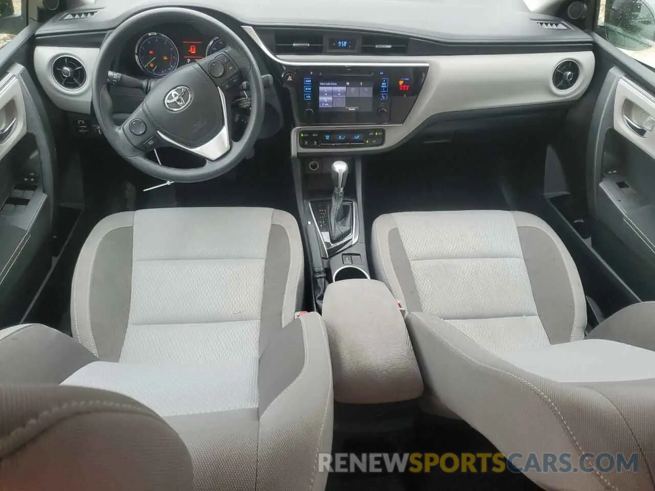8 fotografías del automóvil dañado 2T1BURHE6KC143139 TOYOTA COROLLA 2019