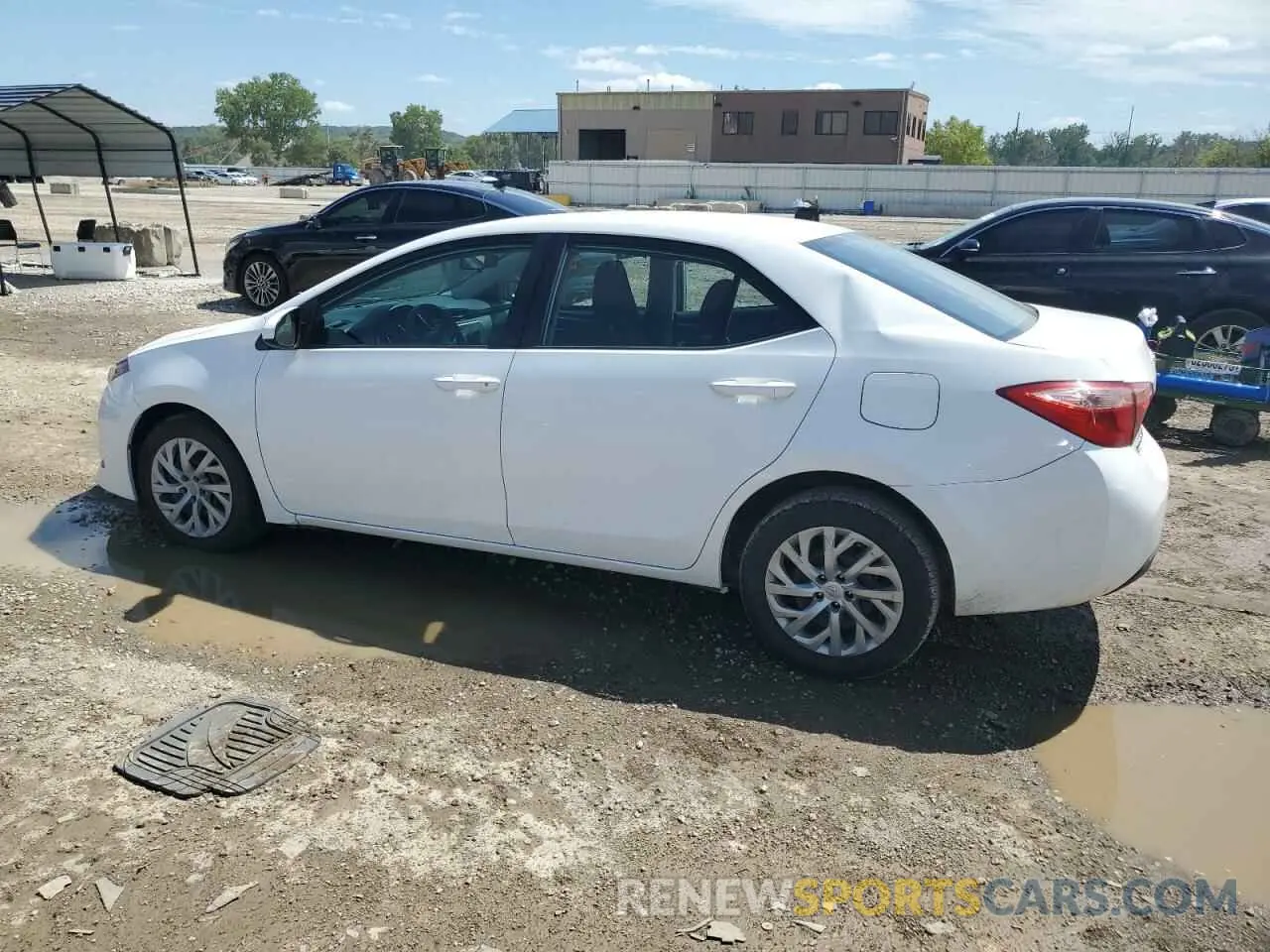 2 fotografías del automóvil dañado 2T1BURHE6KC151533 TOYOTA COROLLA 2019