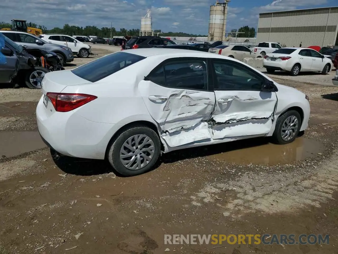 3 fotografías del automóvil dañado 2T1BURHE6KC151533 TOYOTA COROLLA 2019