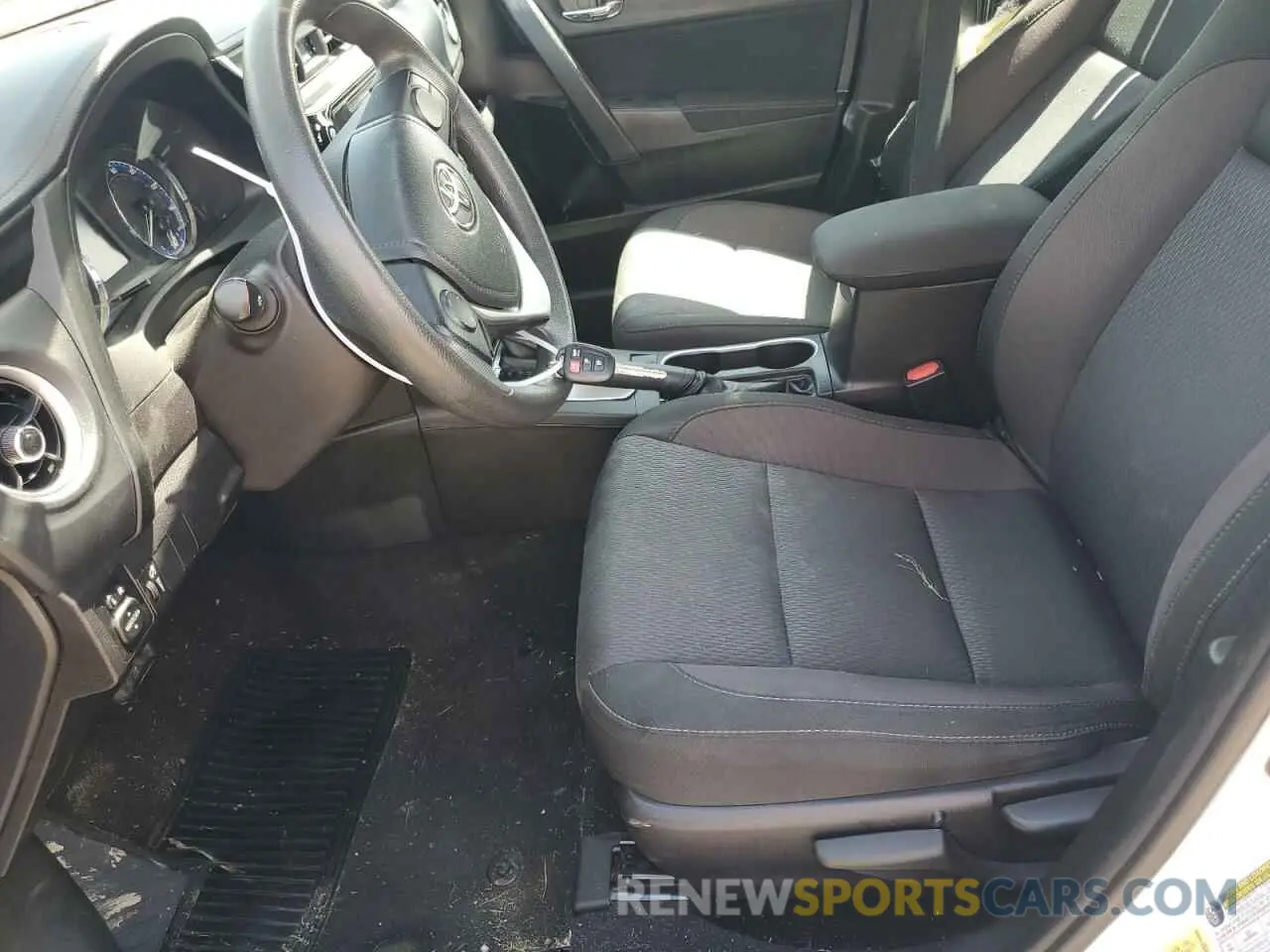 7 fotografías del automóvil dañado 2T1BURHE6KC151533 TOYOTA COROLLA 2019