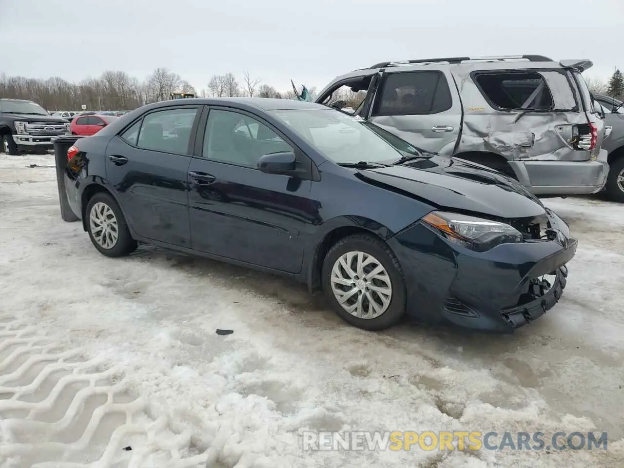 4 fotografías del automóvil dañado 2T1BURHE6KC151547 TOYOTA COROLLA 2019