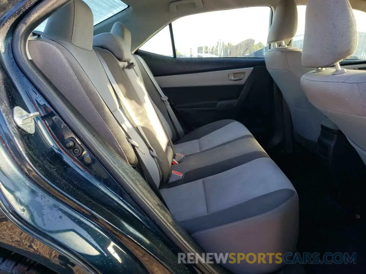 6 fotografías del automóvil dañado 2T1BURHE6KC156683 TOYOTA COROLLA 2019