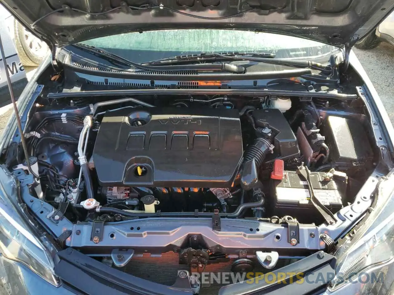 11 fotografías del automóvil dañado 2T1BURHE6KC157736 TOYOTA COROLLA 2019