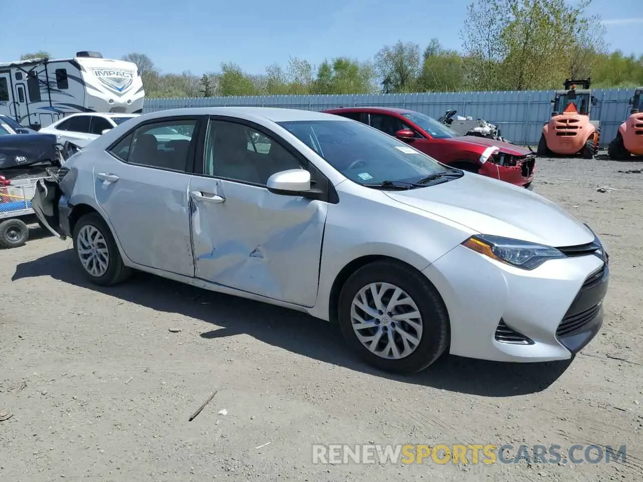 4 fotografías del automóvil dañado 2T1BURHE6KC158241 TOYOTA COROLLA 2019