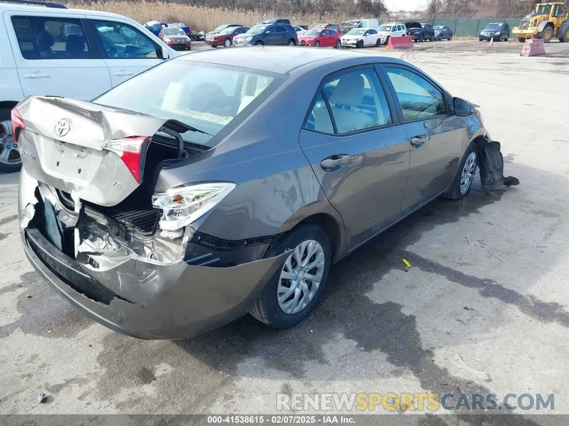 4 fotografías del automóvil dañado 2T1BURHE6KC163374 TOYOTA COROLLA 2019