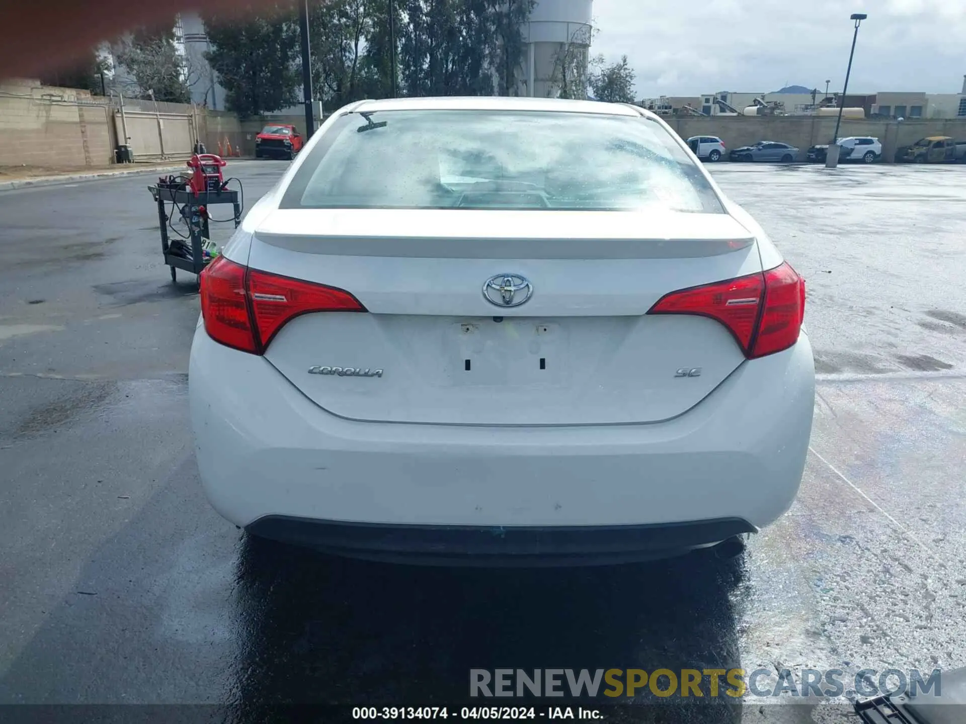 17 fotografías del automóvil dañado 2T1BURHE6KC172267 TOYOTA COROLLA 2019