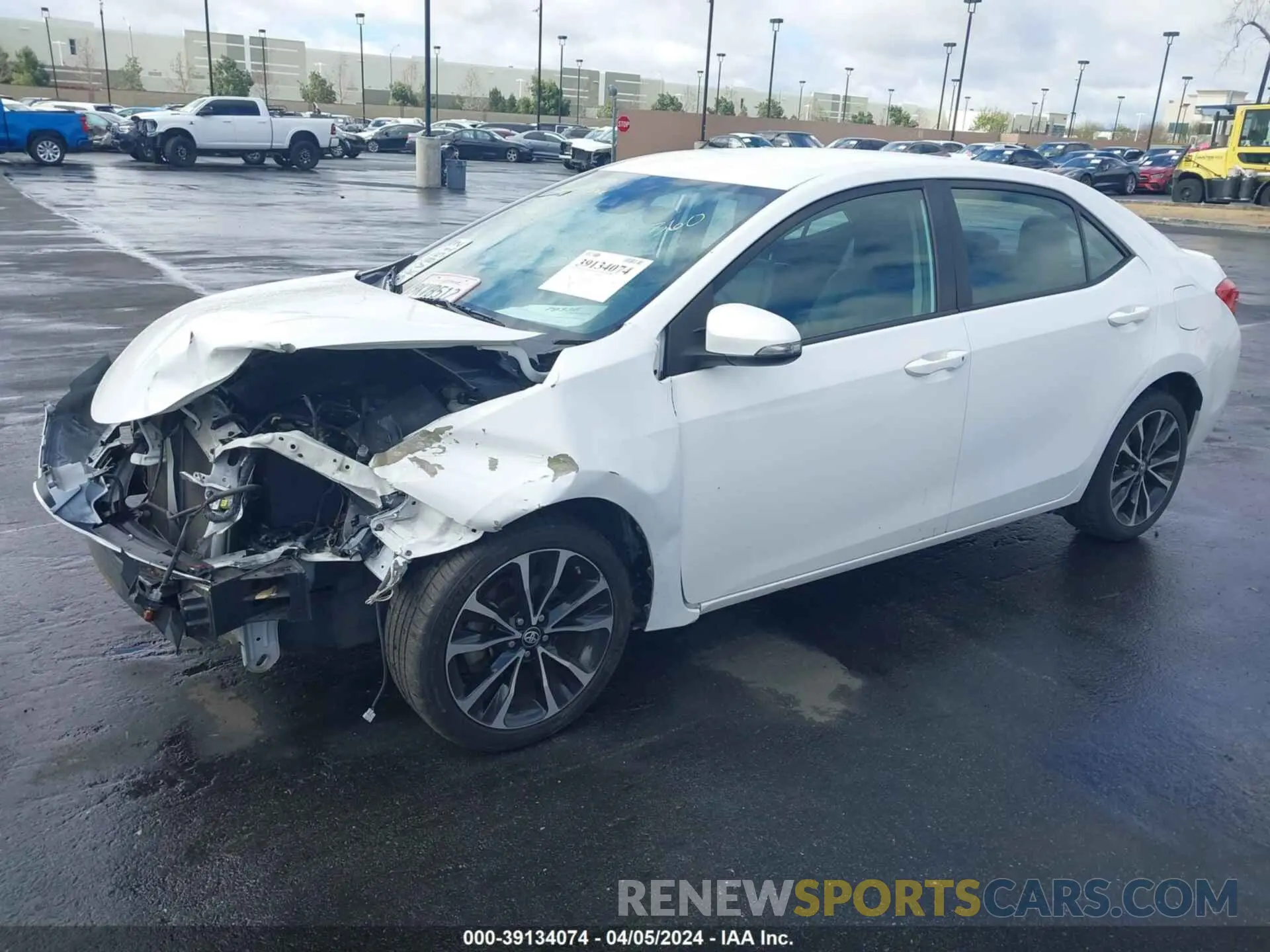 2 fotografías del automóvil dañado 2T1BURHE6KC172267 TOYOTA COROLLA 2019